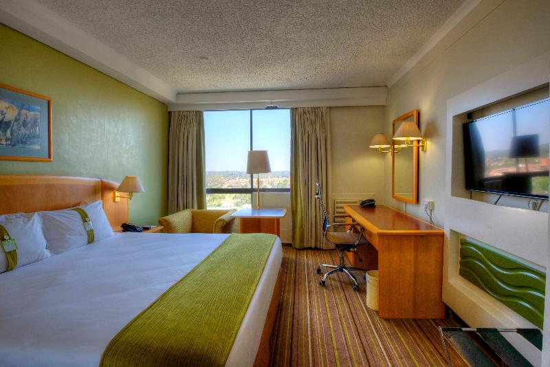 اتاق استاندارد با تخت بزرگ, Holiday Inn Harare, An Ihg