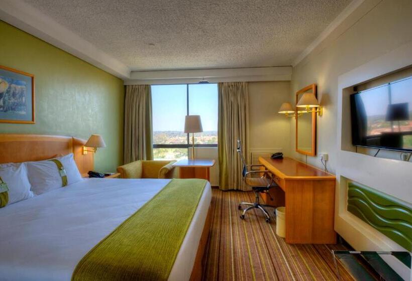 اتاق استاندارد با تخت بزرگ, Holiday Inn Harare, An Ihg