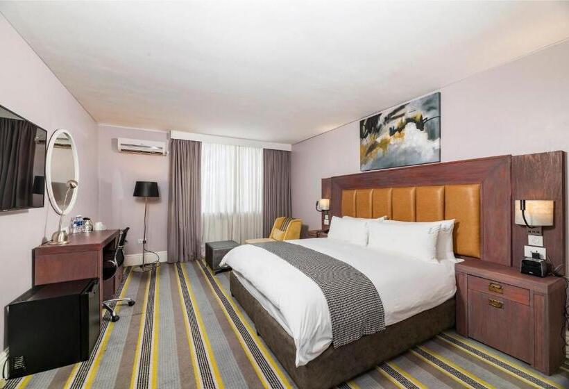 带大床的行政房间, Holiday Inn Mutare, An Ihg