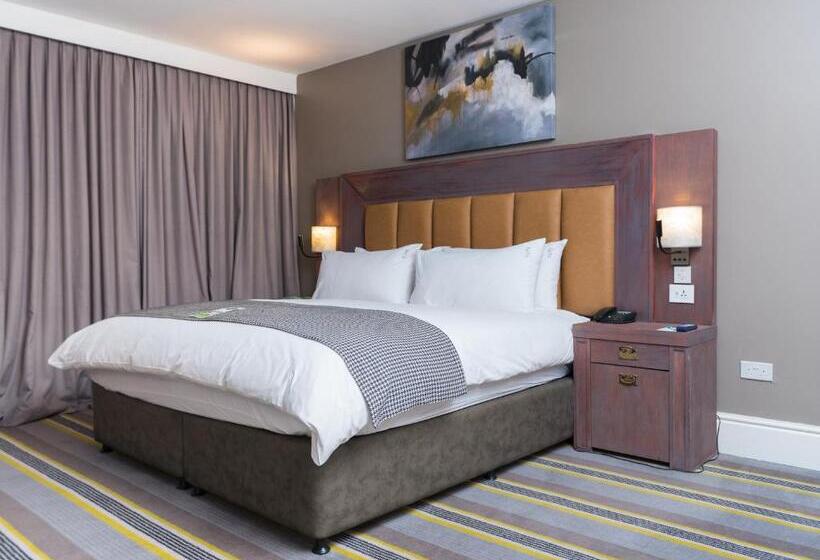 带大床的行政房间, Holiday Inn Mutare, An Ihg