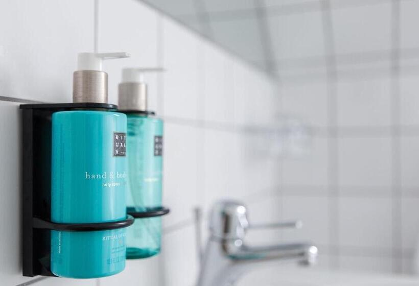 エコノミールーム, L St Clemens