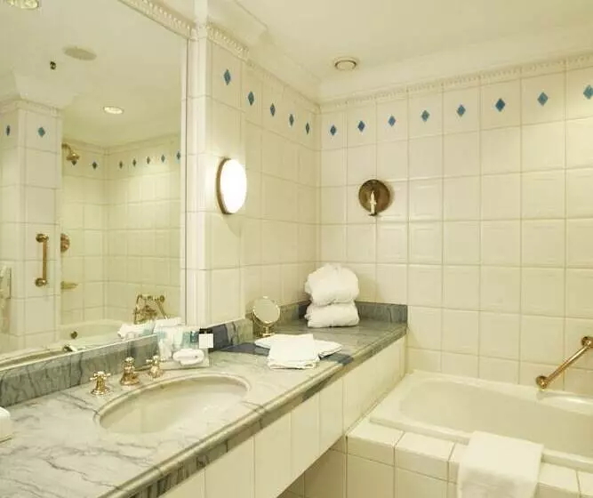 Quarto Estandar, Mj's