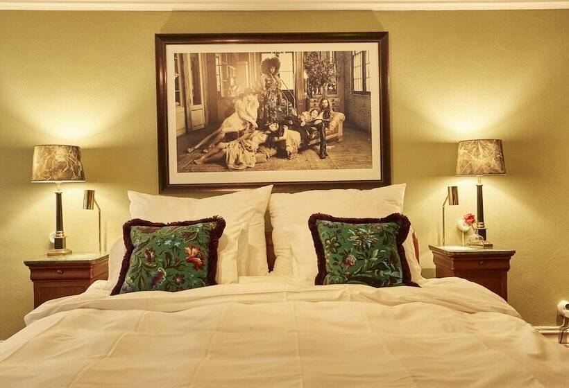 חדר סטנדרט, Mj's