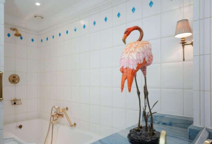 חדר סטנדרט, Mj's