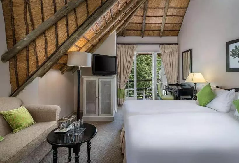 キングサイズベッドのスタンダードルーム, Mount Grace Hotel & Spa