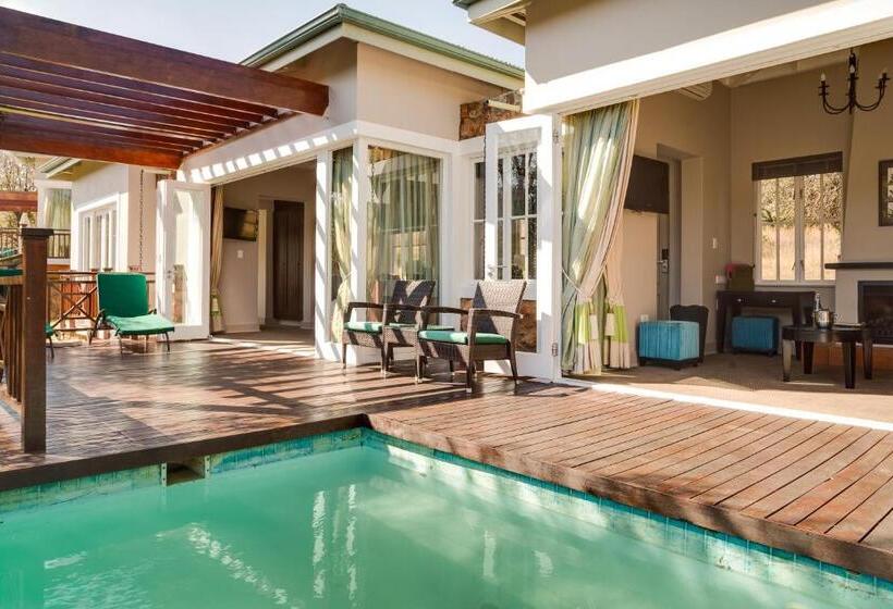 סוויטה, Mount Grace Hotel & Spa