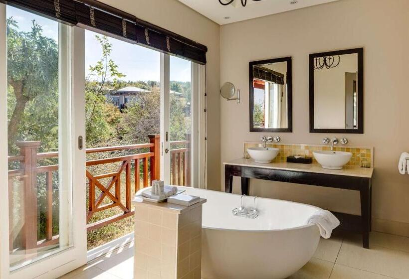 Люкс, Mount Grace Hotel & Spa