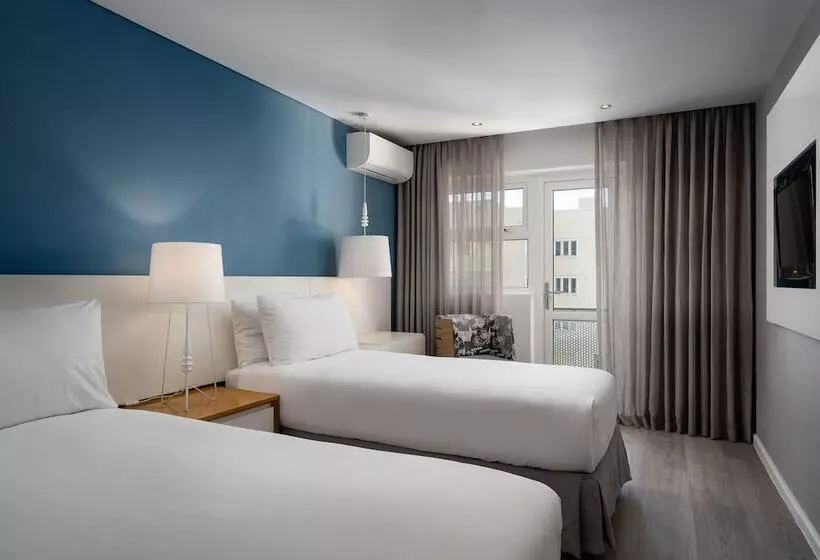 バルコニー付きスタンダードルーム, Protea Hotel By Marriott Cape Town Sea Point