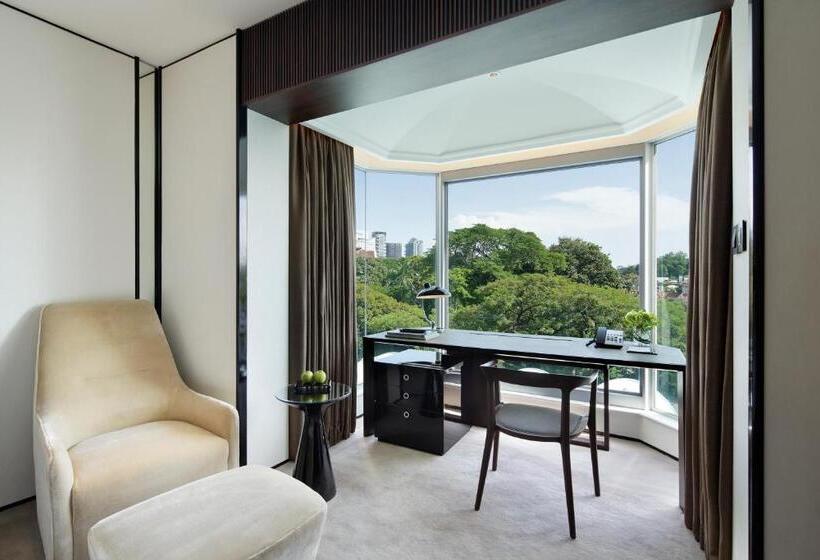 اتاق لوکس با تخت بزرگ, Shangri La Singapore
