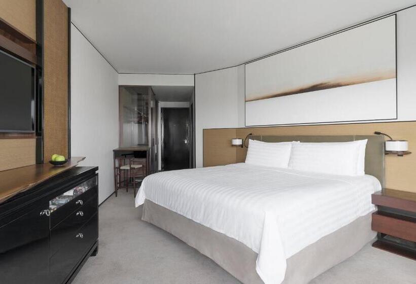 اتاق لوکس با تخت بزرگ, Shangri La Singapore