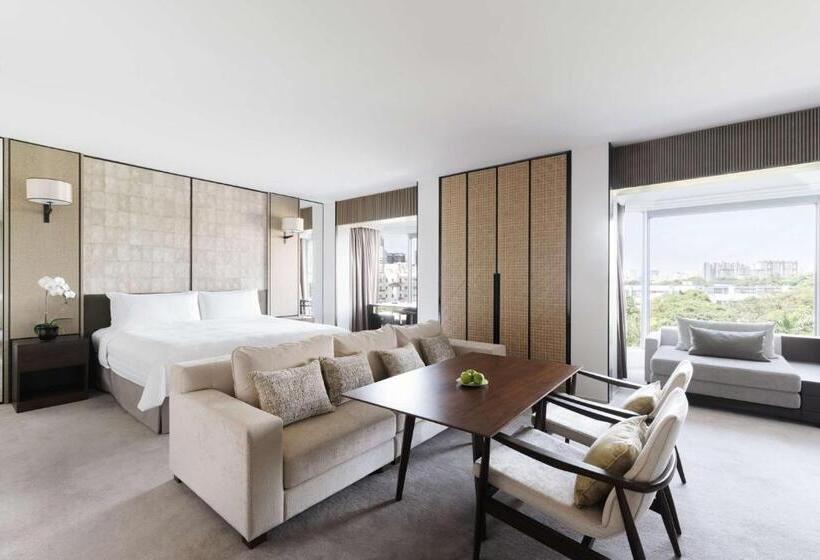 سوییت جونیور کلاب, Shangri La Singapore