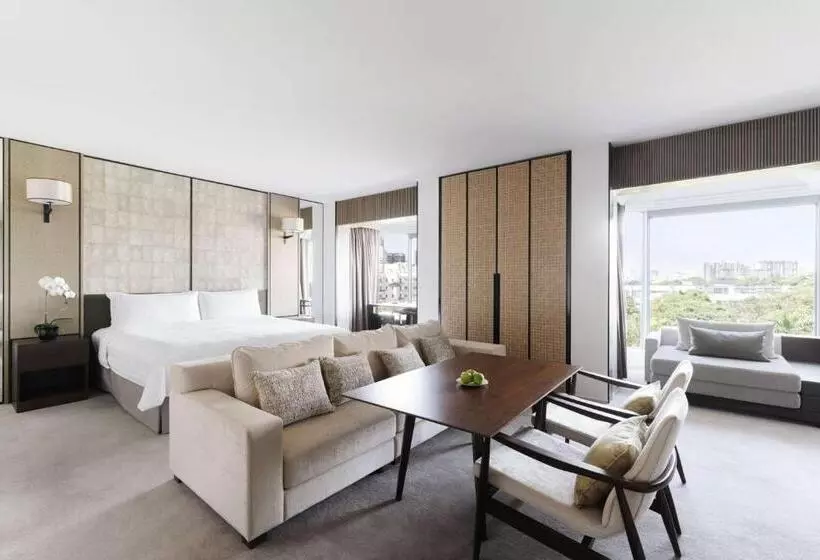 سوییت جونیور کلاب, Shangri La Singapore