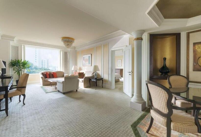 سوییت لوکس, Shangri La Singapore