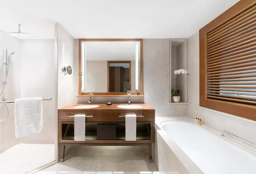 اتاق لوکس, Shangri La Singapore