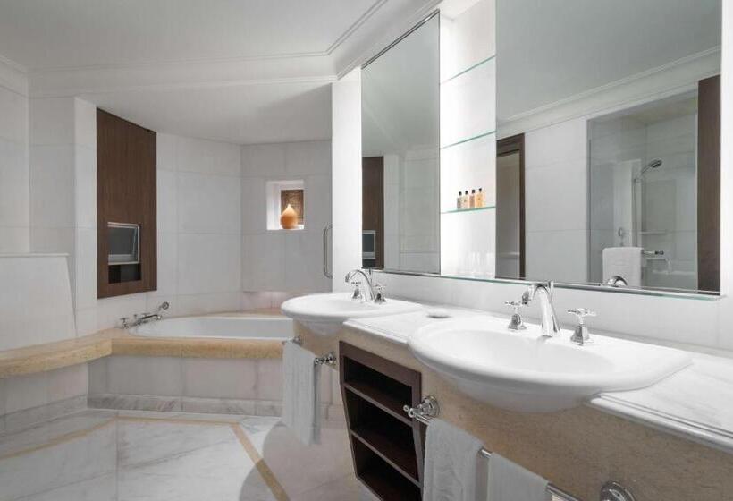 اتاق لوکس با تخت بزرگ, Shangri La Singapore