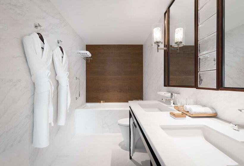 سوییت جونیور کلاب, Shangri La Singapore