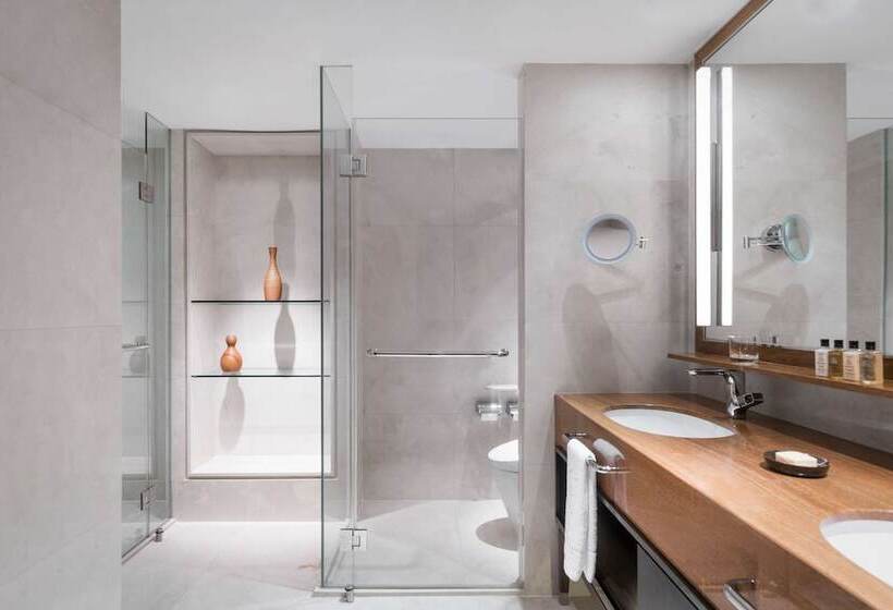 سوئیت پریمیوم, Shangri La Singapore