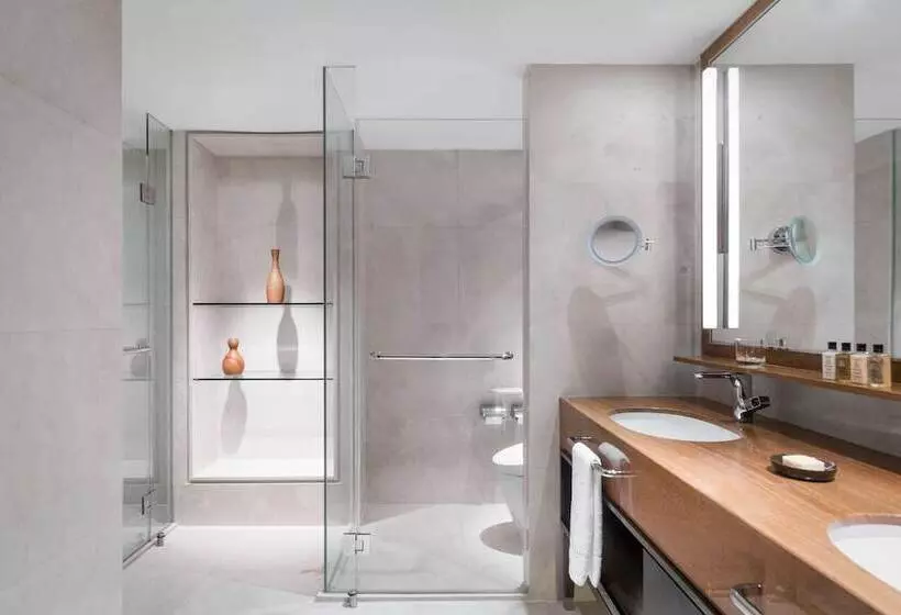 سوئیت پریمیوم, Shangri La Singapore
