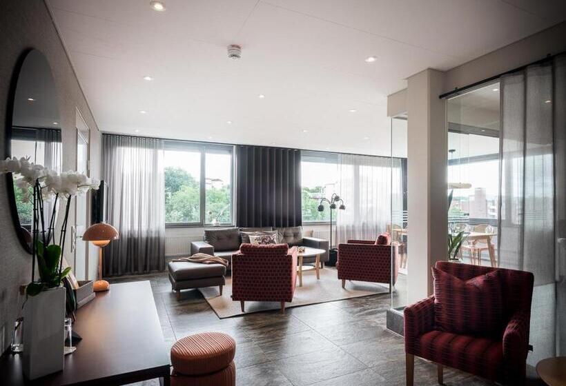 Люкс, Spar Hotel Majorna