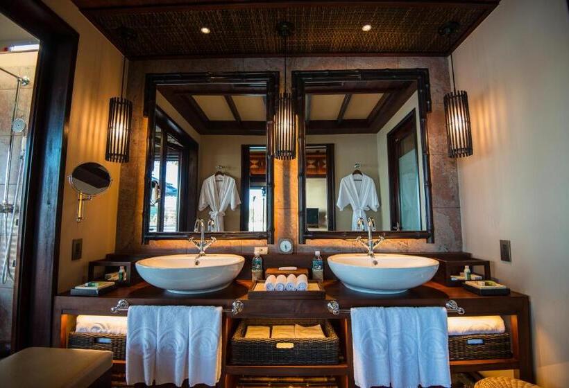 بانگلوی استاندارد, Palau Pacific Resort