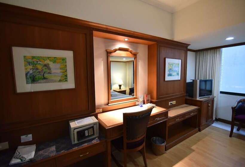 غرفة ديلوكس, Asian