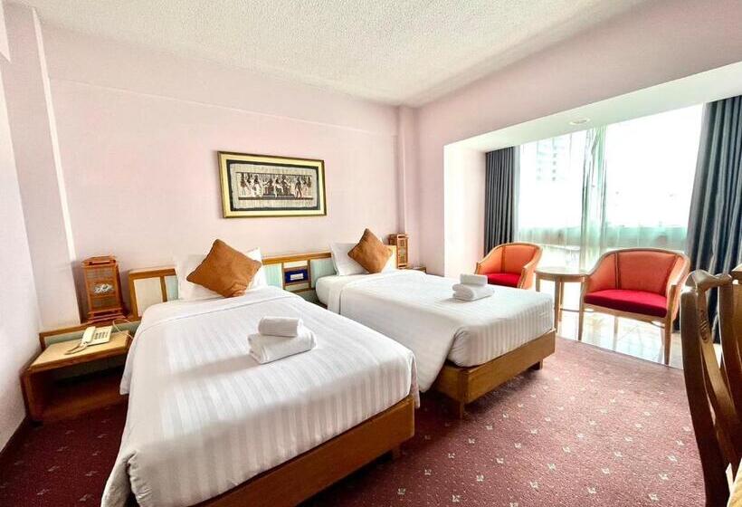 غرفة ديلوكس, Asian