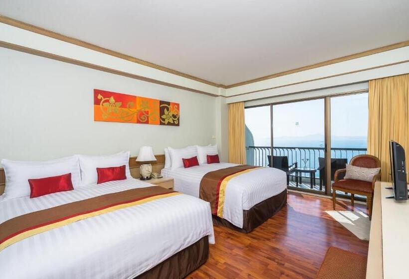 اتاق سوپریور خانوادگی با چشم‌انداز دریا, Cosy Beach Hotel   Sha Extra Plus