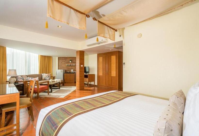 Люкс, Cosy Beach Hotel   Sha Extra Plus