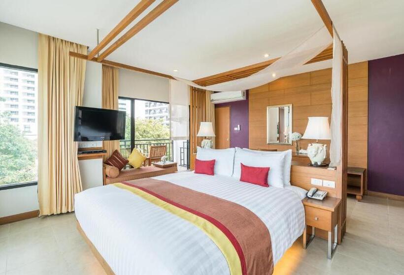 سوئیت با بالکن, Cosy Beach Hotel   Sha Extra Plus