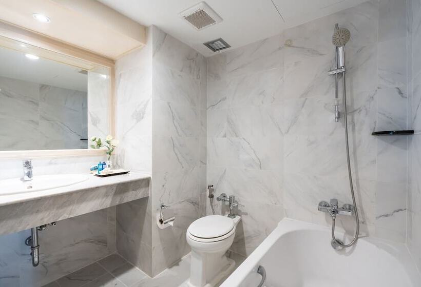 اتاق لوکس, Cosy Beach Hotel   Sha Extra Plus