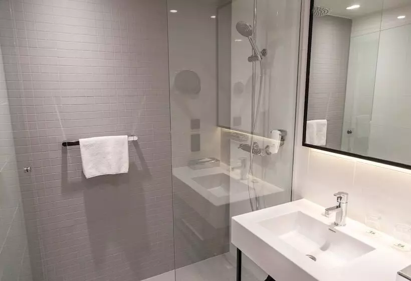 اتاق استاندارد, Holiday Inn Helsinki Expo, An Ihg