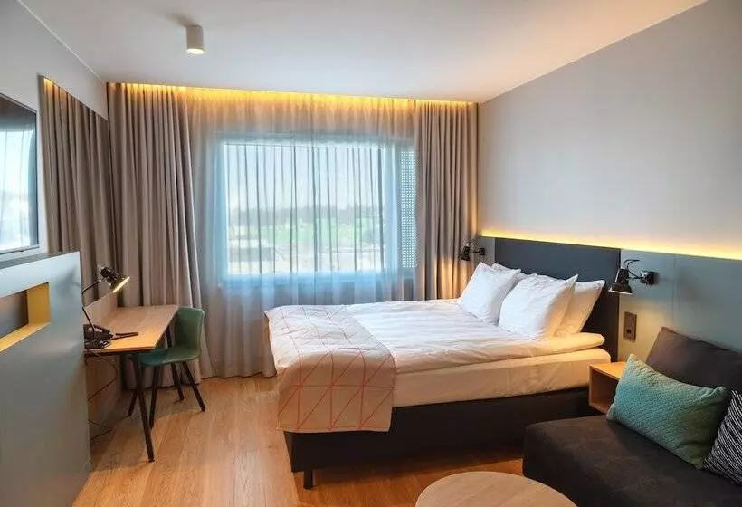 اتاق استاندارد با تخت دوبل, Holiday Inn Helsinki   Expo By Ihg