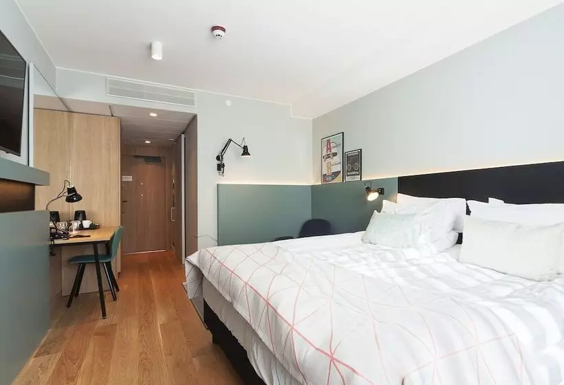 اتاق استاندارد برای معلولان, Holiday Inn Helsinki Expo, An Ihg