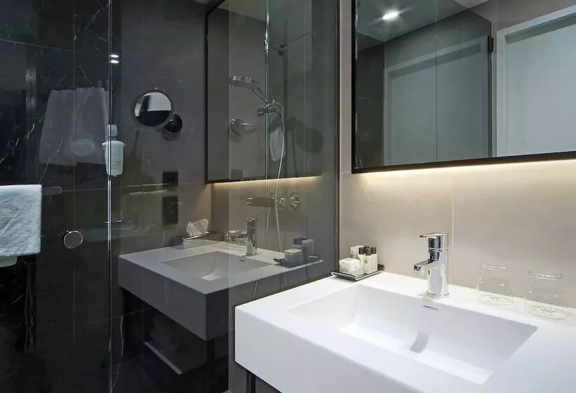اتاق استاندارد, Holiday Inn Helsinki Expo, An Ihg