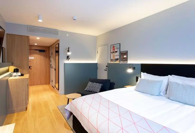 اتاق استاندارد با تخت دوبل, Holiday Inn Helsinki   Expo By Ihg