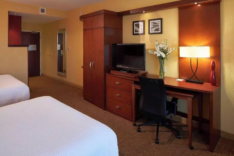 اتاق استاندارد برای معلولان, Holiday Inn Helsinki Expo, An Ihg