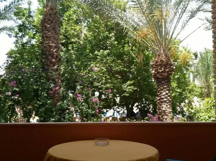 اتاق استاندارد, Jugurtha Palace