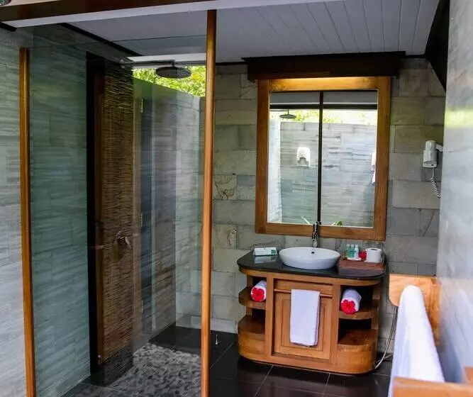 کلبه ییلاقی, La Digue Island Lodge