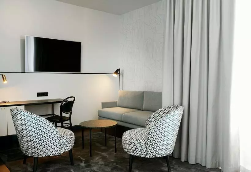 سوییت جونیور, Solo Sokos Hotel Helsinki