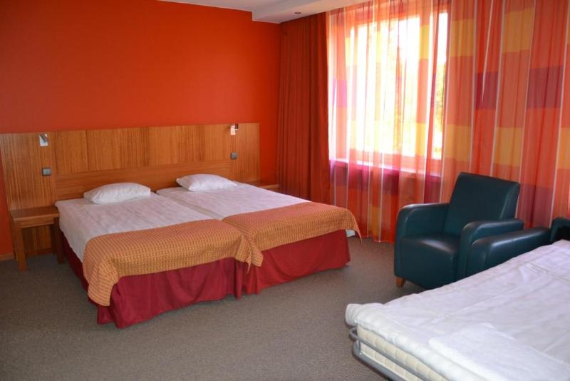 غرفة سوبيريور, Oscar