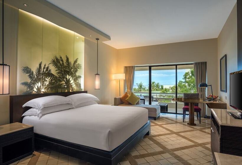 Номер Deluxe Вид на Сад, Pullman Phuket Karon Beach Resort
