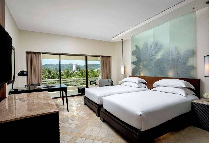 Номер Deluxe Вид на Сад, Pullman Phuket Karon Beach Resort