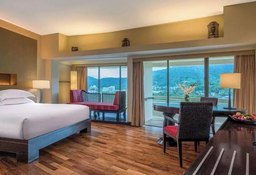 Junior Suite Vista Jardín, Pullman Phuket Karon Beach Resort