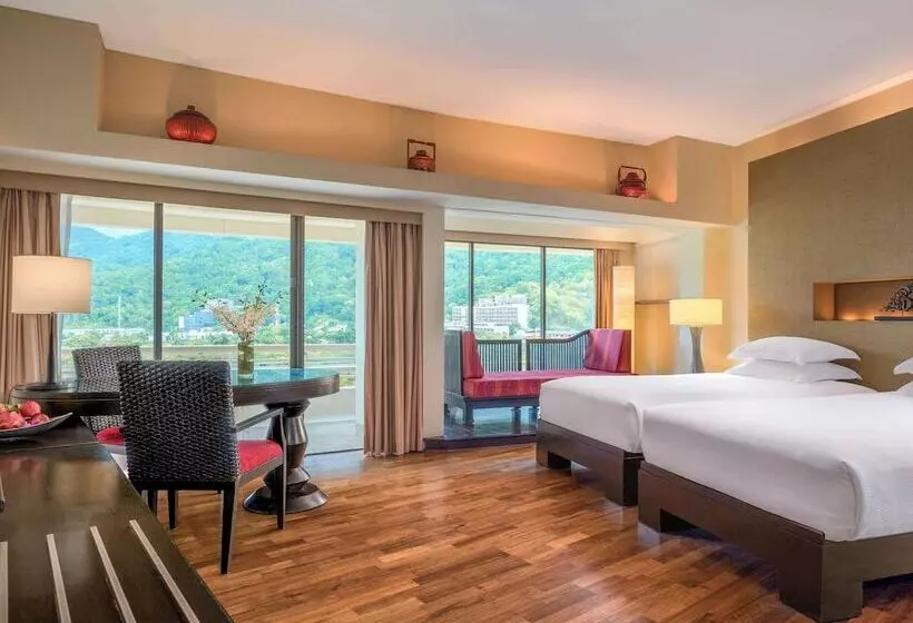 Junior Suite Vista Jardín, Pullman Phuket Karon Beach Resort