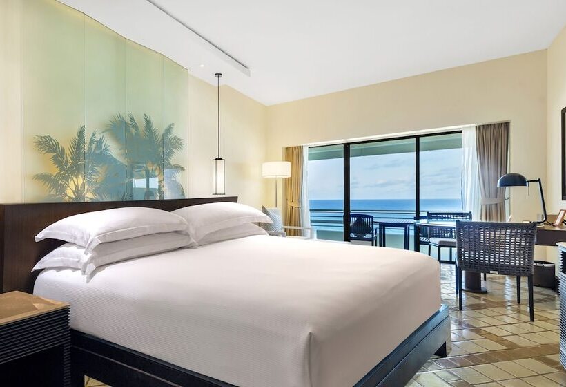 חדר דלוקס נוף לים, Pullman Phuket Karon Beach Resort