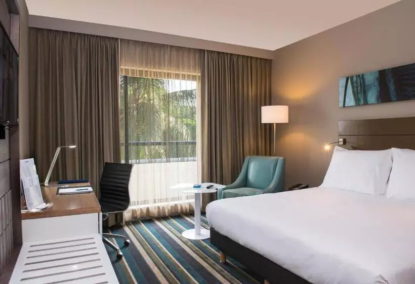 اتاق اجرایی, Radisson Blu Mammy Yoko