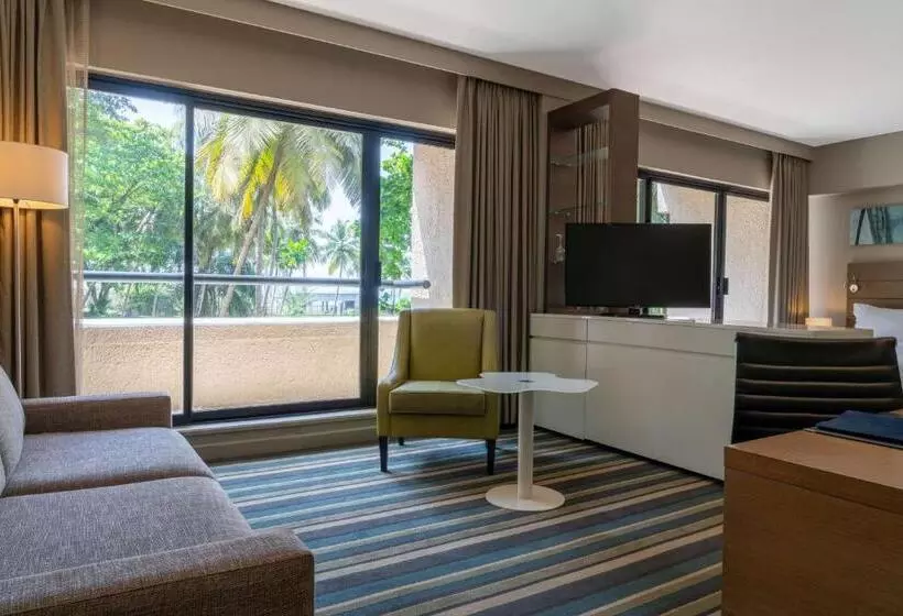 سوئیت با بالکن, Radisson Blu Mammy Yoko