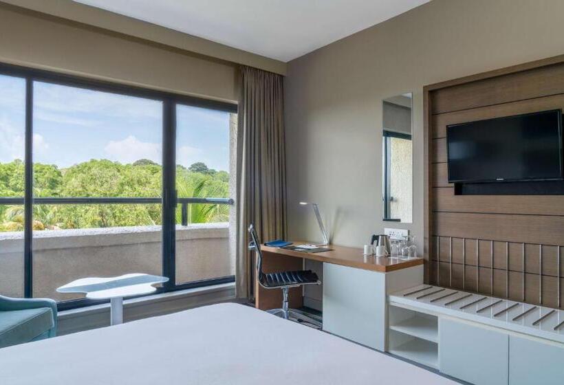 اتاق پرمیوم با چشمانداز دریا, Radisson Blu Mammy Yoko