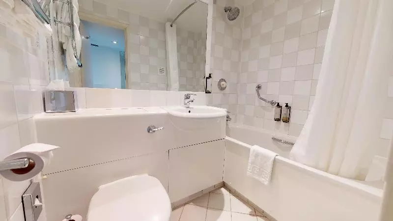 سوئیت با چشم‌انداز, Radisson Blu Mammy Yoko
