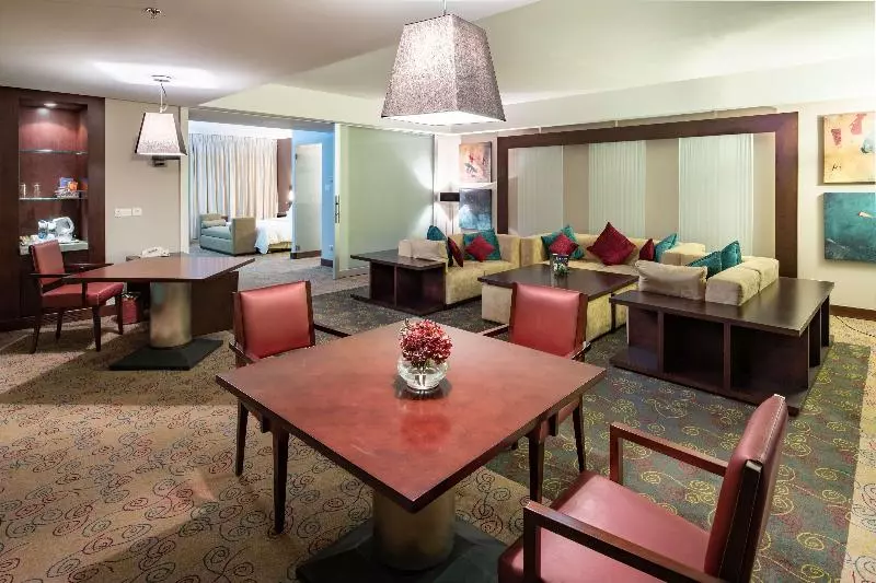 スイート, Radisson Blu Hotel, Riyadh